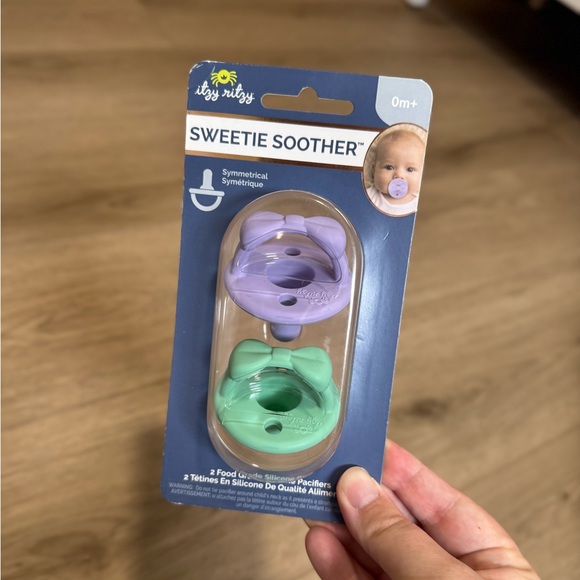 ITZY RITZY sweetie soothers - Picture 1 of 2
